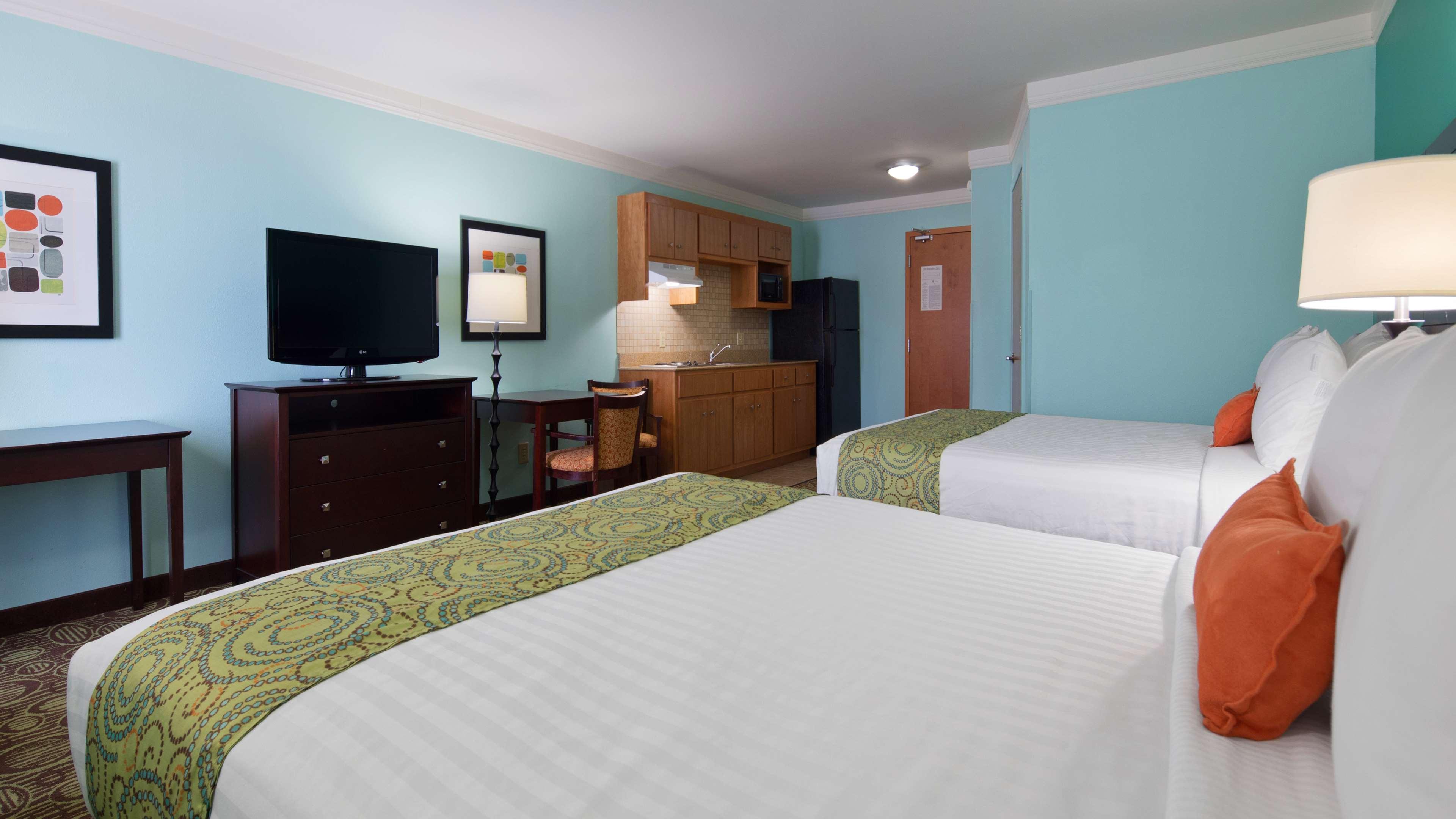 Best Western Plus Glen Allen Inn Екстериор снимка