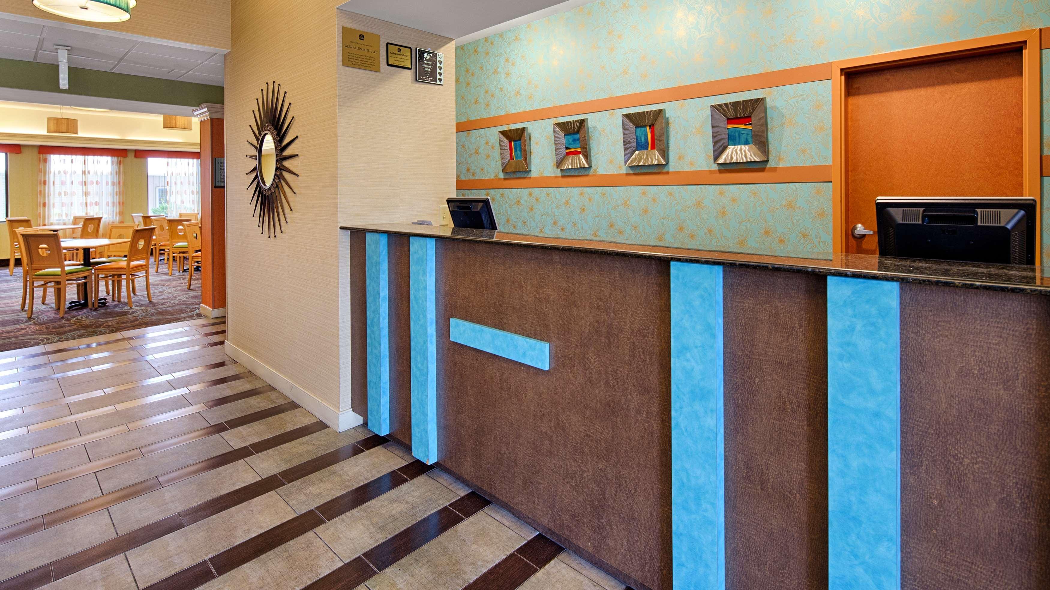 Best Western Plus Glen Allen Inn Екстериор снимка