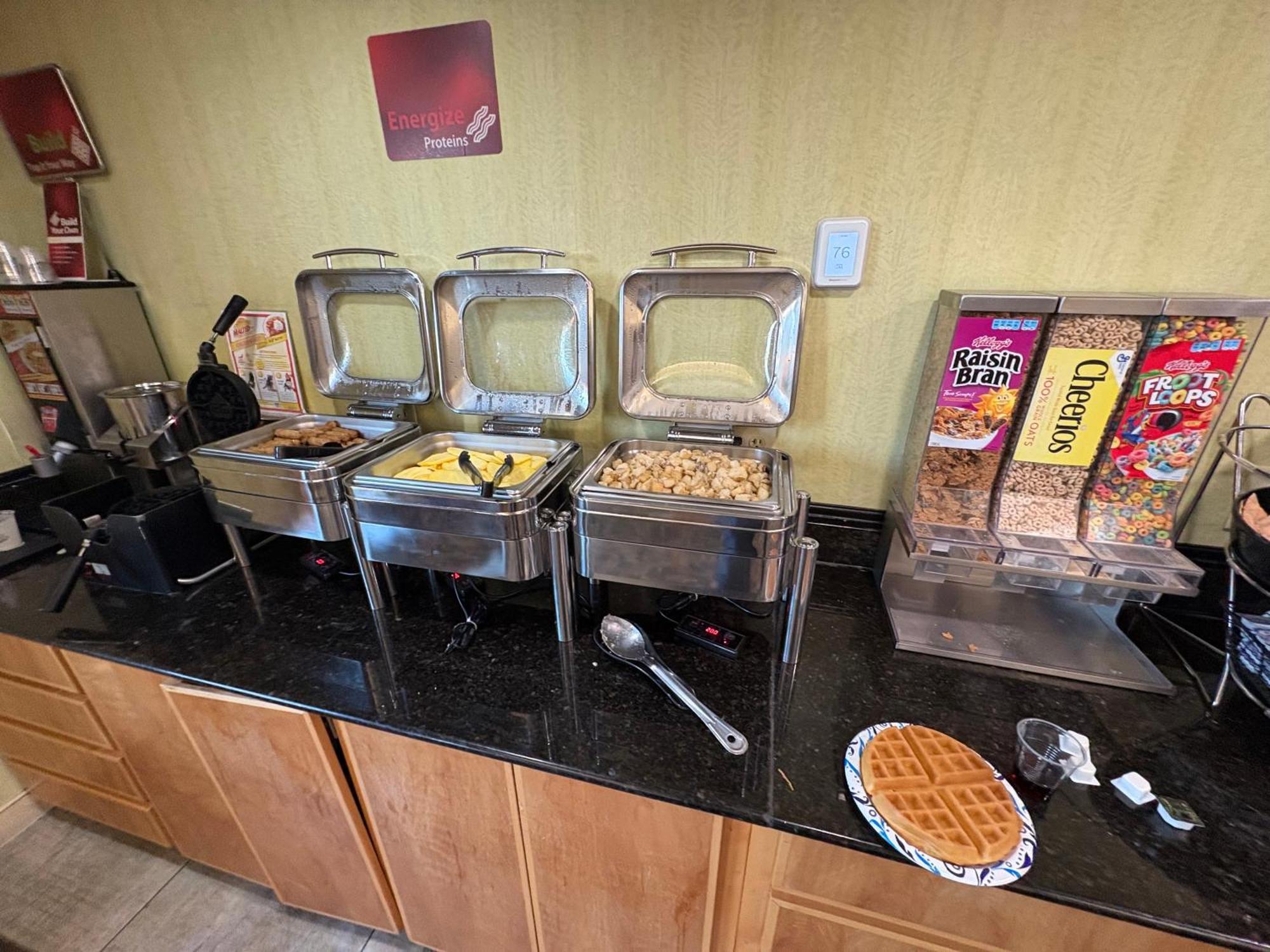 Best Western Plus Glen Allen Inn Екстериор снимка
