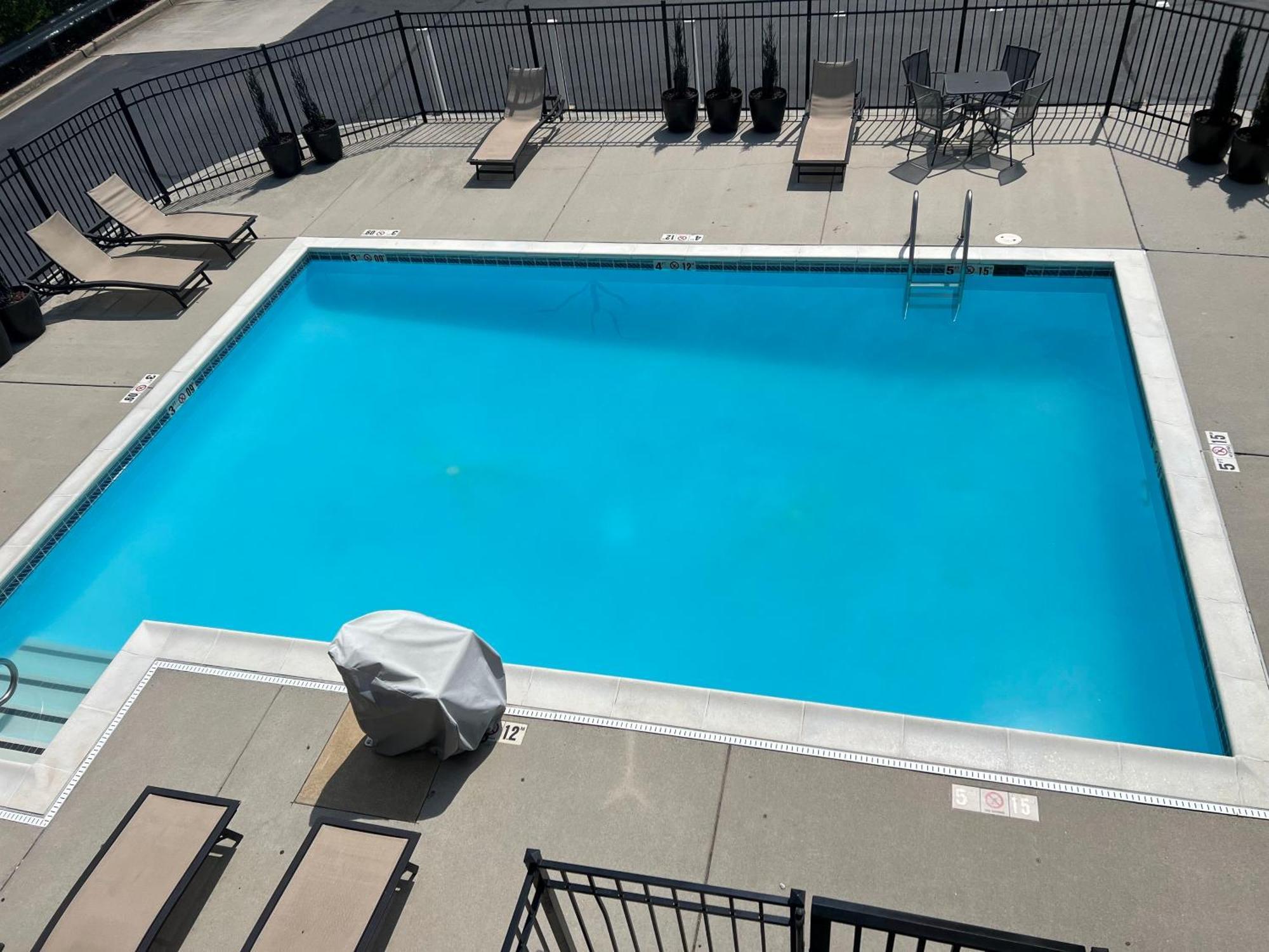 Best Western Plus Glen Allen Inn Екстериор снимка